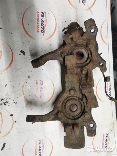 Поворотный кулак передний Opel Astra H хетчбек 1.8