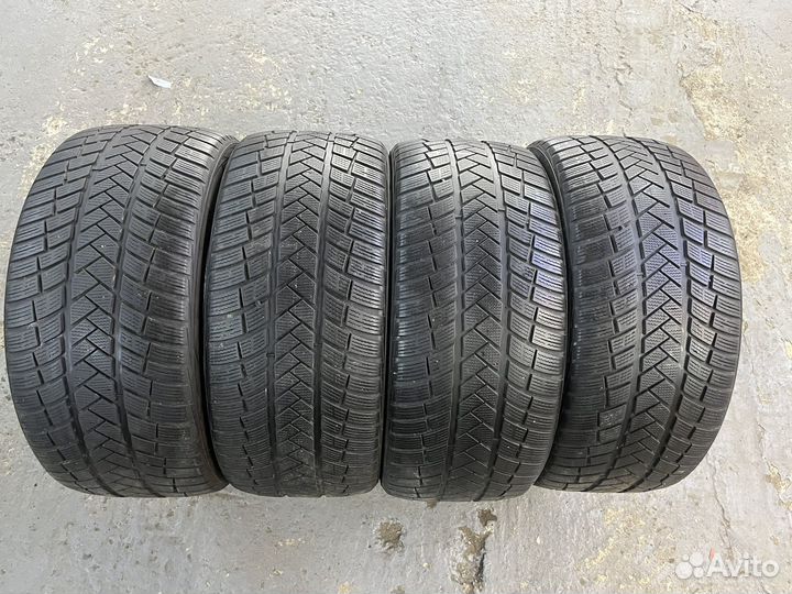 Vredestein Wintrac Pro 285/40 R21