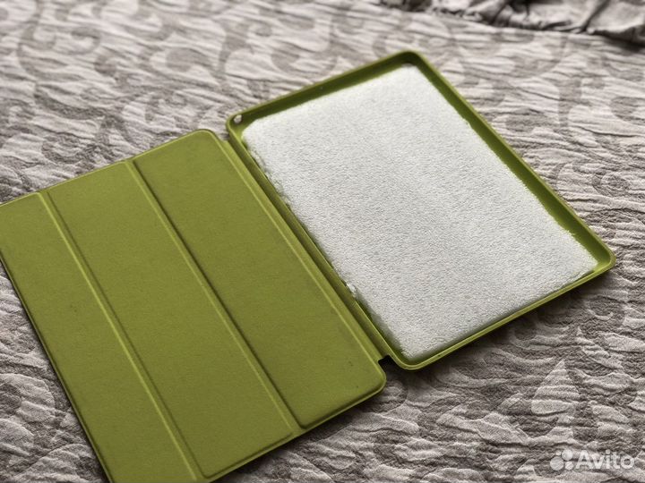 Чехол на iPad Air 10.5