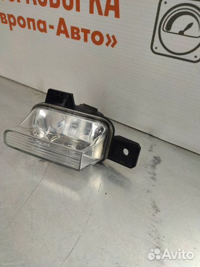 Фонарь в бампер задний правый Volkswagen Tiguan 2