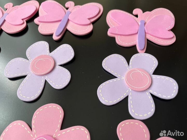 Интерьерные наклейки