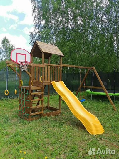 Детская деревянная площадка