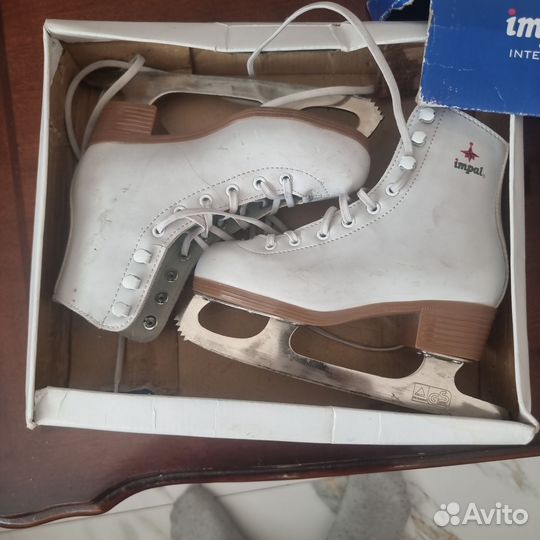 Коньки фигурные impal