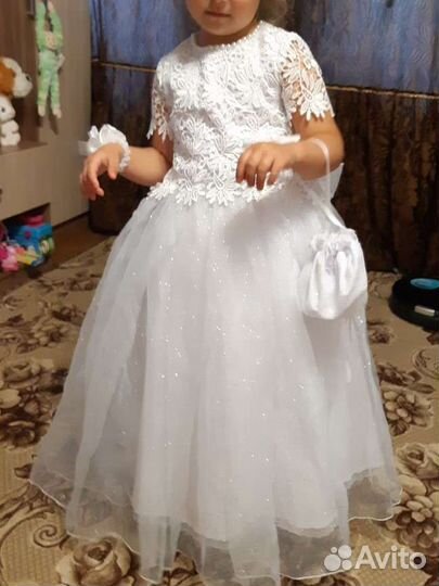 Нарядное платье для девочки