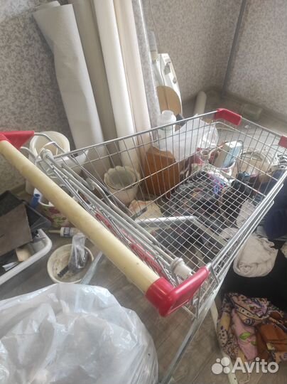 Тележка магазинная