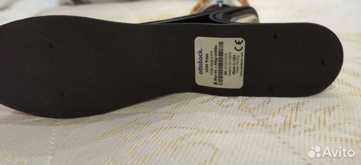 Протез бедра с активным пневмо коленным узлом