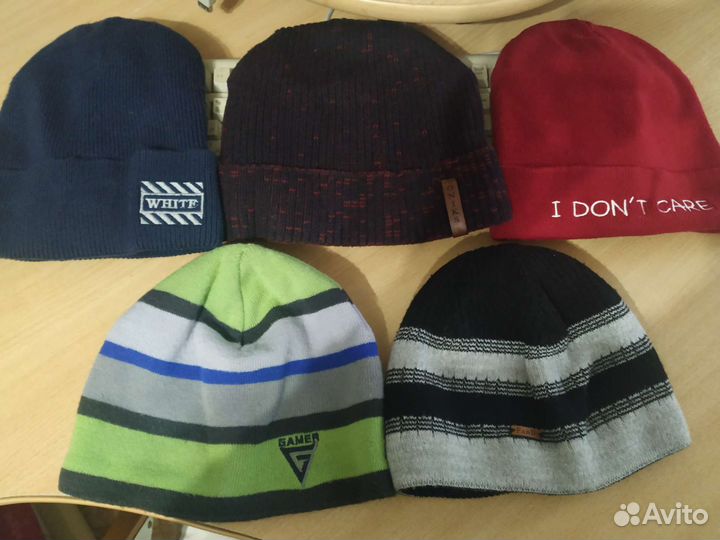 Шапки мужские демисезонные на выбор
