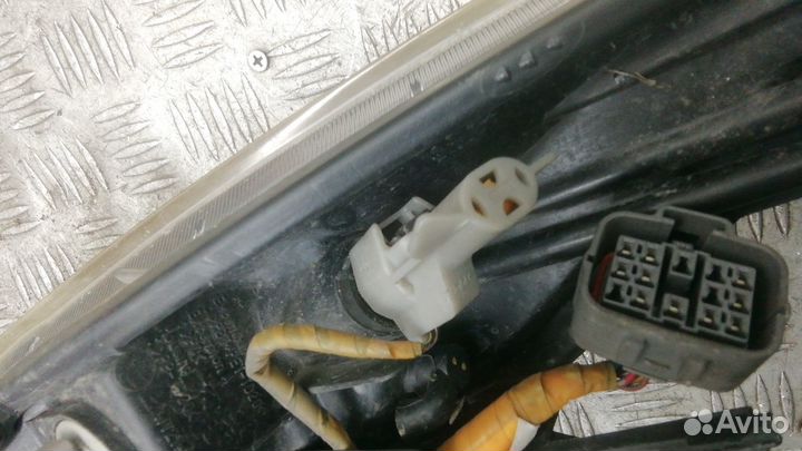 Фара Mazda 3 BL (2009-2013)