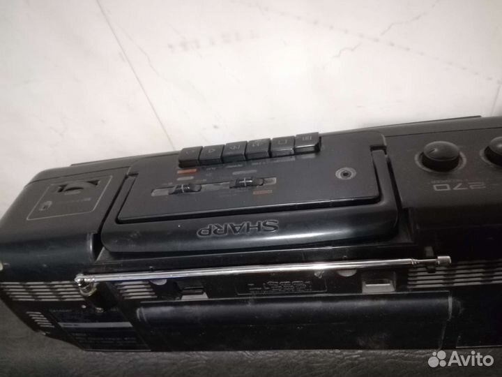 Sharp QT-270HT