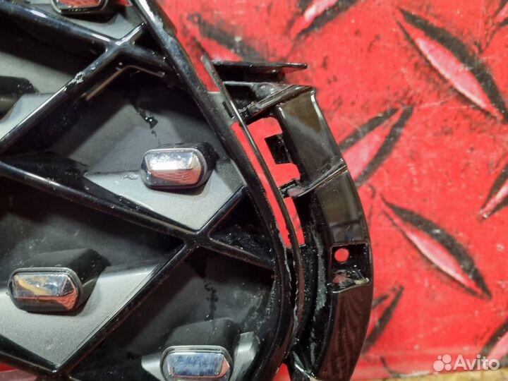 Решетка радиатора под камеру Chery Tiggo 7 Pro T1E