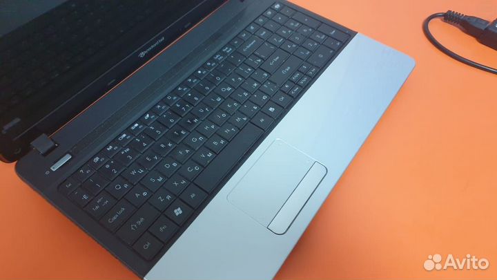 Ноутбук - Packard Bell EasyNote TE11HC- 9UN