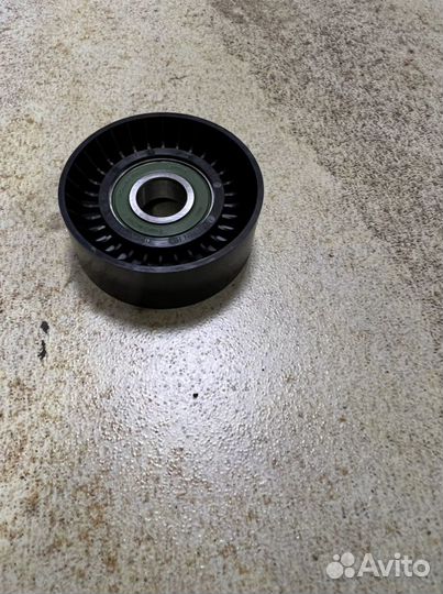Ролик натяжителя ремня mercedes