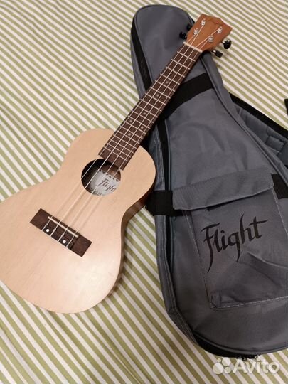 Flight NUC100 NA укулеле концерт