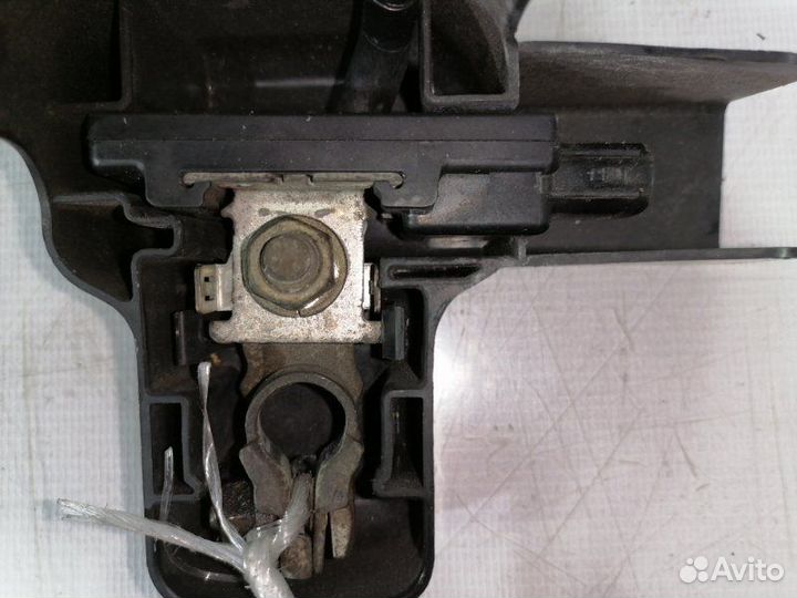 Клемма аккумулятора Toyota Noah AZR60 1azfse 2004