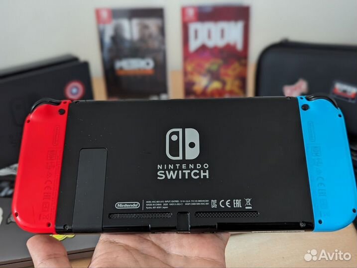 Nintendo switch rev 2 с играми в подарок