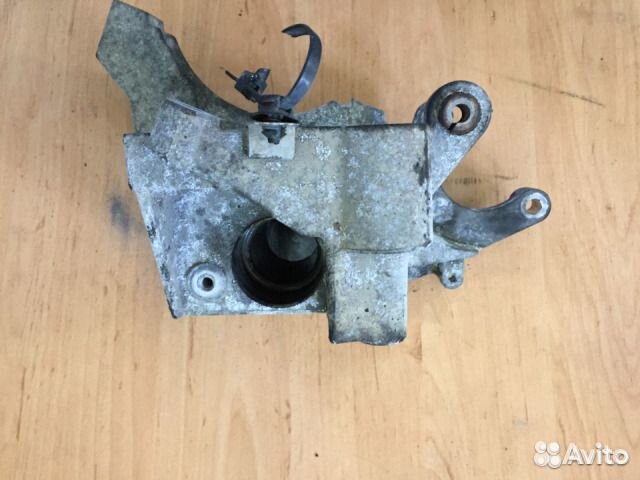 Кронштейн Гур Audi A6 C6 2.7\3.0 дизель