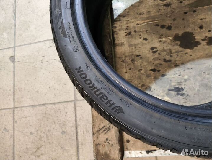 Hankook Winter I'Cept Evo 3 W330 245/40 R19 98V