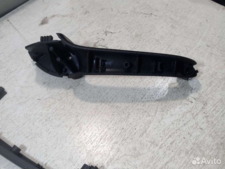 Ручка двери задняя левая Audi А6 С4