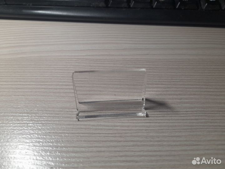 Подставка из оргстекла