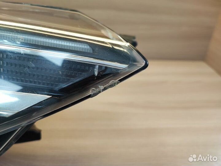 Фара правая Renault Arkana