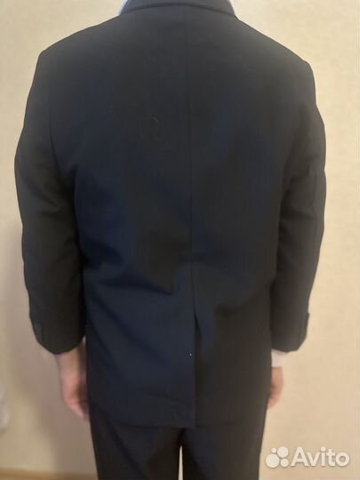 Пиджак на мальчика 7-8 лет