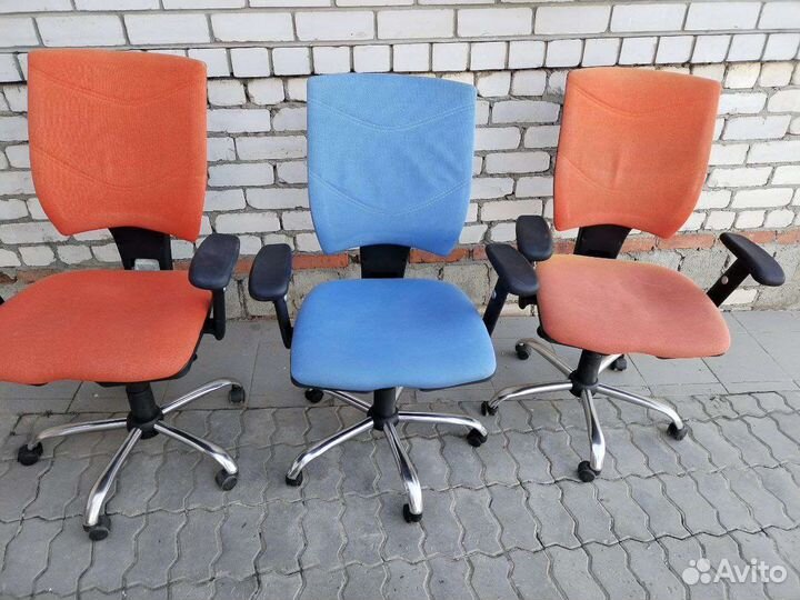 Компьютерное кресло