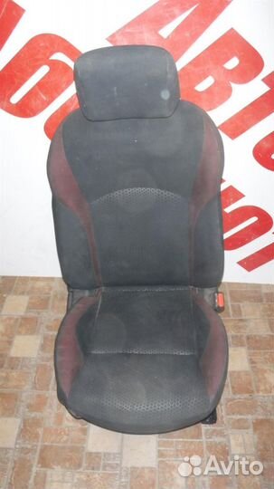 Сиденье переднее правое Nissan Juke (F15) 2011-20