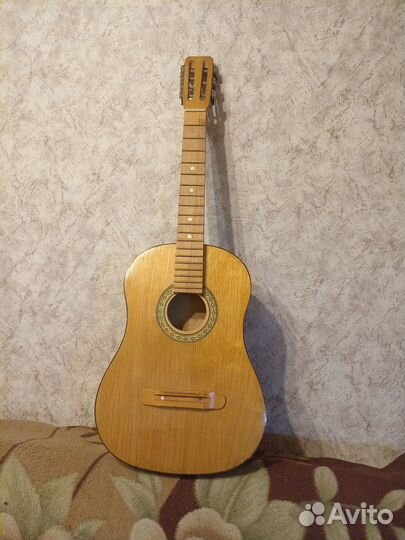 Продам гитару