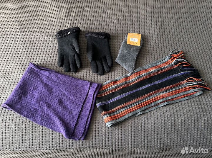 Шарфы, перчатки, носки