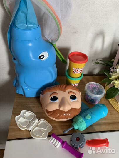 Игрушка Hasbro Слон с бабочками и Мистер Зубастик