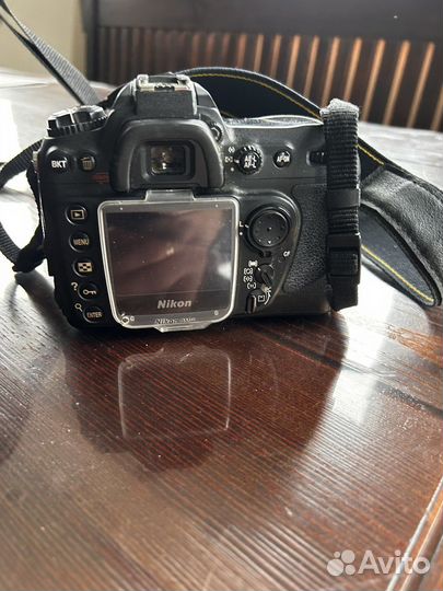 Зеркальный фотоаппарат nikon d200