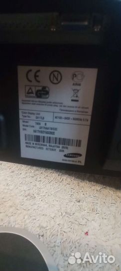 Монитор Samsung