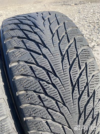 Nokian Tyres Hakkapeliitta R2 235/45 R17