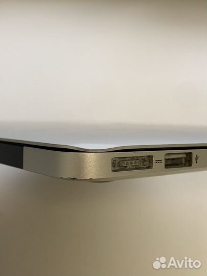 Apple MacBook Air 13 Early 2014