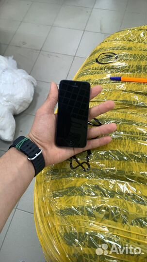 Телефон iPhone 5s