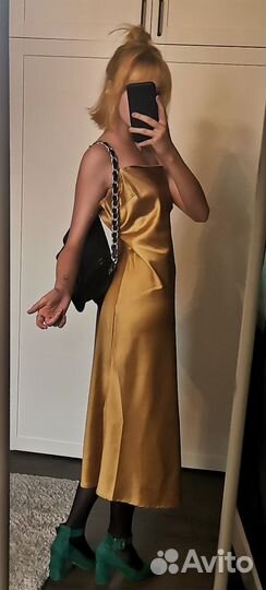 Платье вечернее золотое