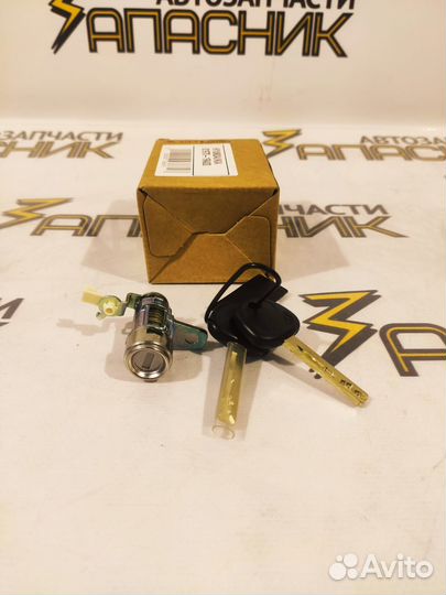 Замок двери С 2-мя ключами Solaris/KIA Rio