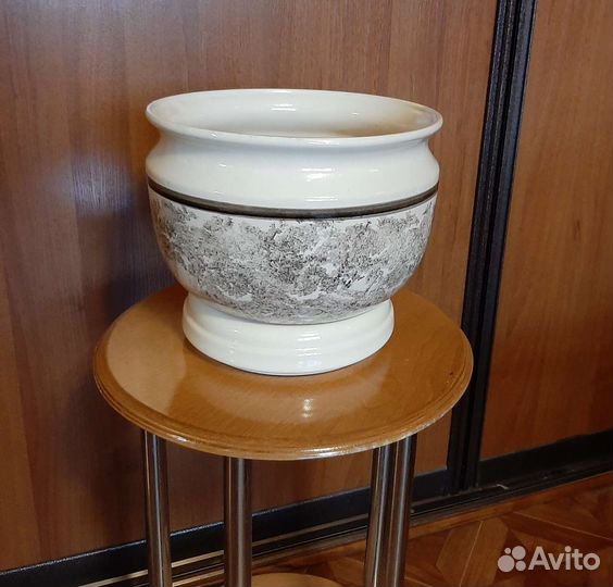 Цветочный горшок напольный керамика