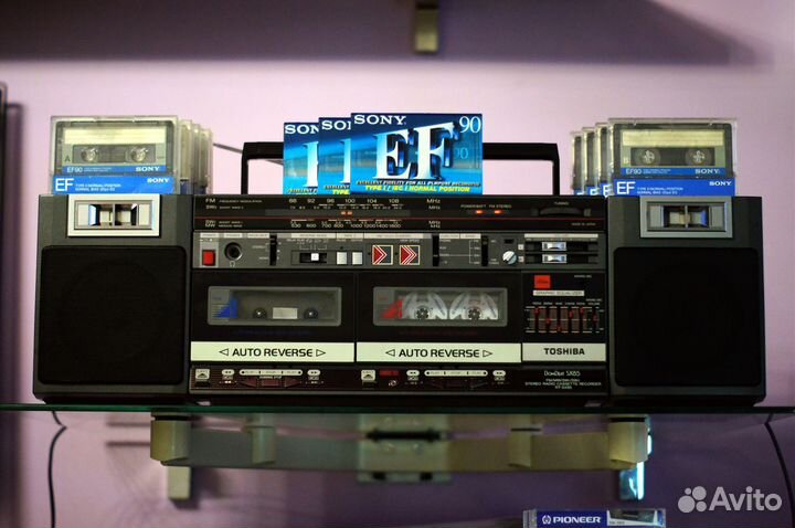 Редкая,реверсная магнитола Toshiba BomBeat RT-SX85