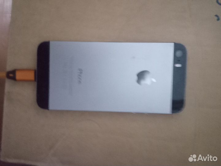 iPhone 5S, 16 ГБ