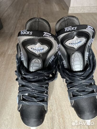 Коньки хоккейные CCM sr