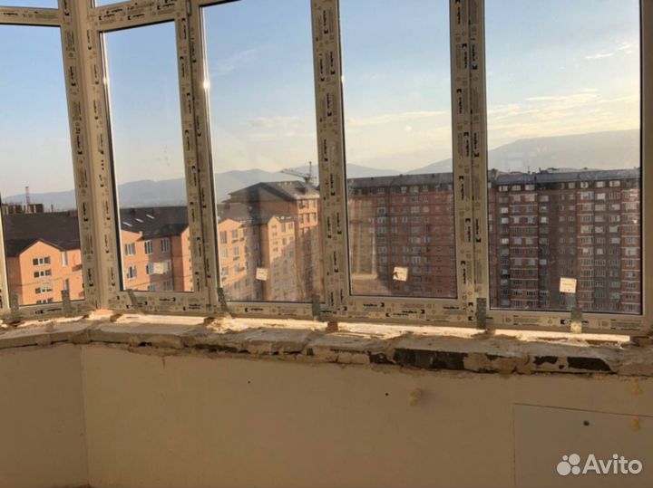 Пластиковые окна и двери / Свое производство