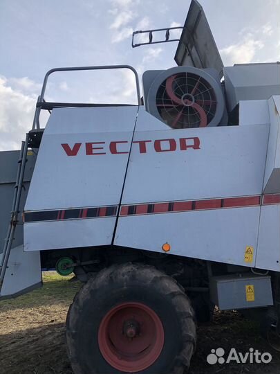 Комбайн Ростсельмаш Vector 410, 2008