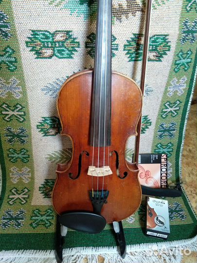 Старинная скрипка +++