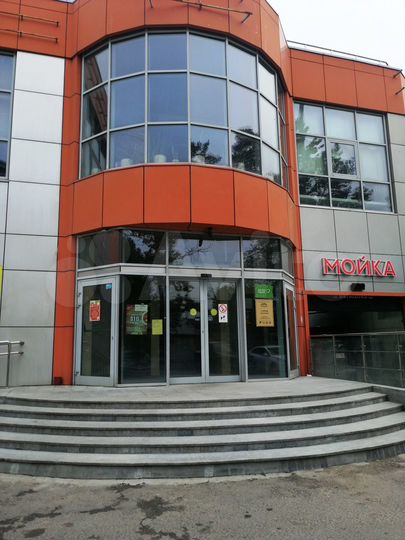 Сдам торговое помещение, 97 м²