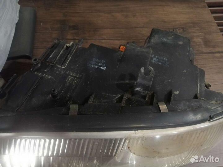 Фара mazda eunos 800