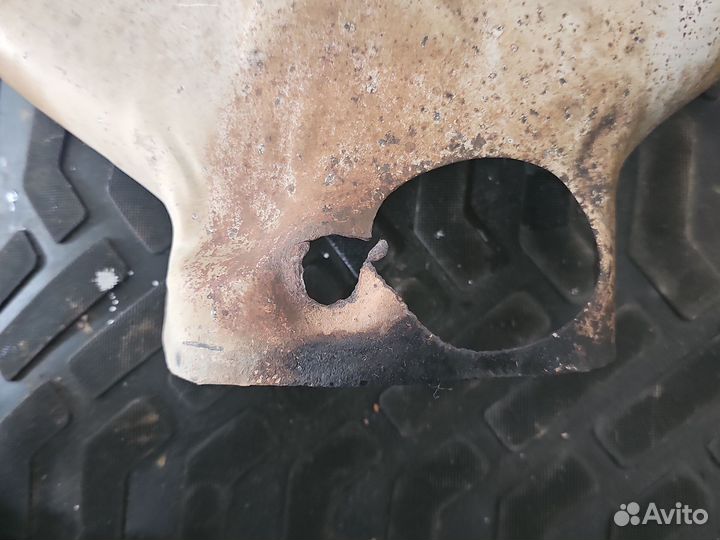 Кожух выпускного коллектора daewoo nexia