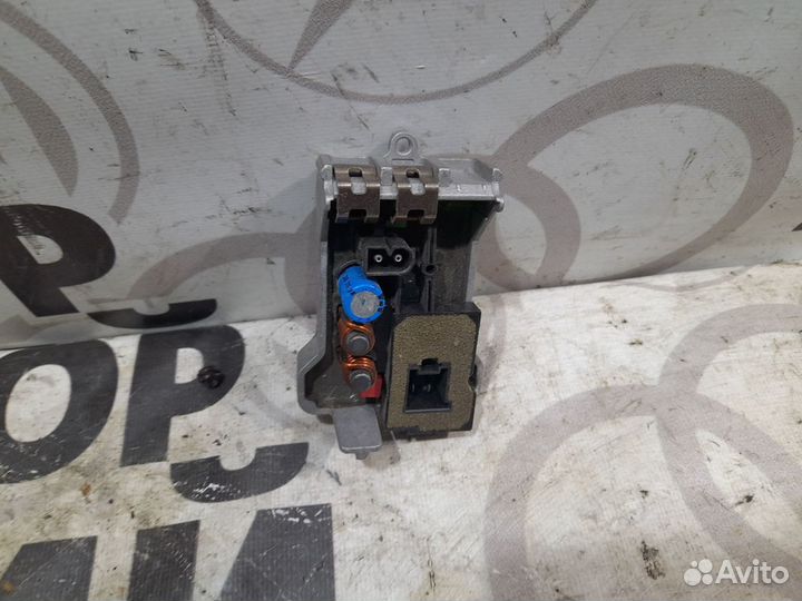 Резистор печки Mercedes W163 ML рест