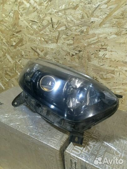Фара Рено Каптур