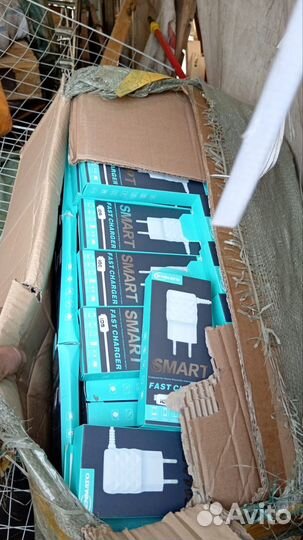 Зарядное устройство на iPhone и android